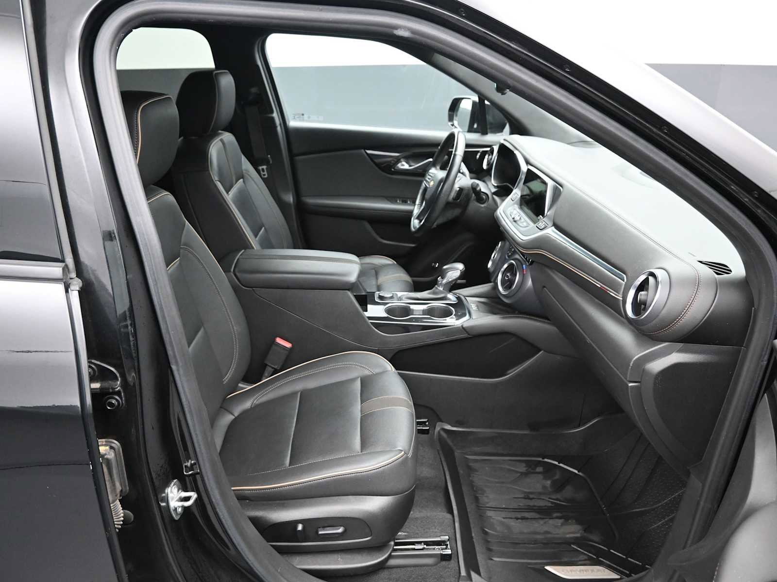 Used 2021 Chevrolet Blazer Premier w/ Driver Confidence II Package image 12