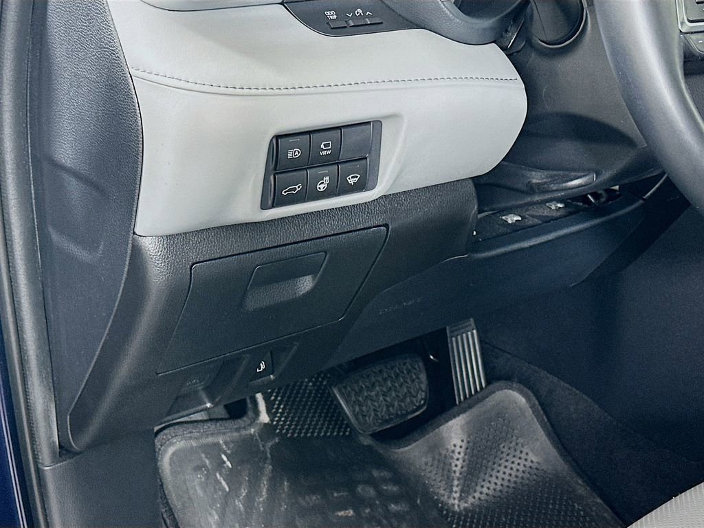 Used 2020 Toyota Highlander Limited image 10