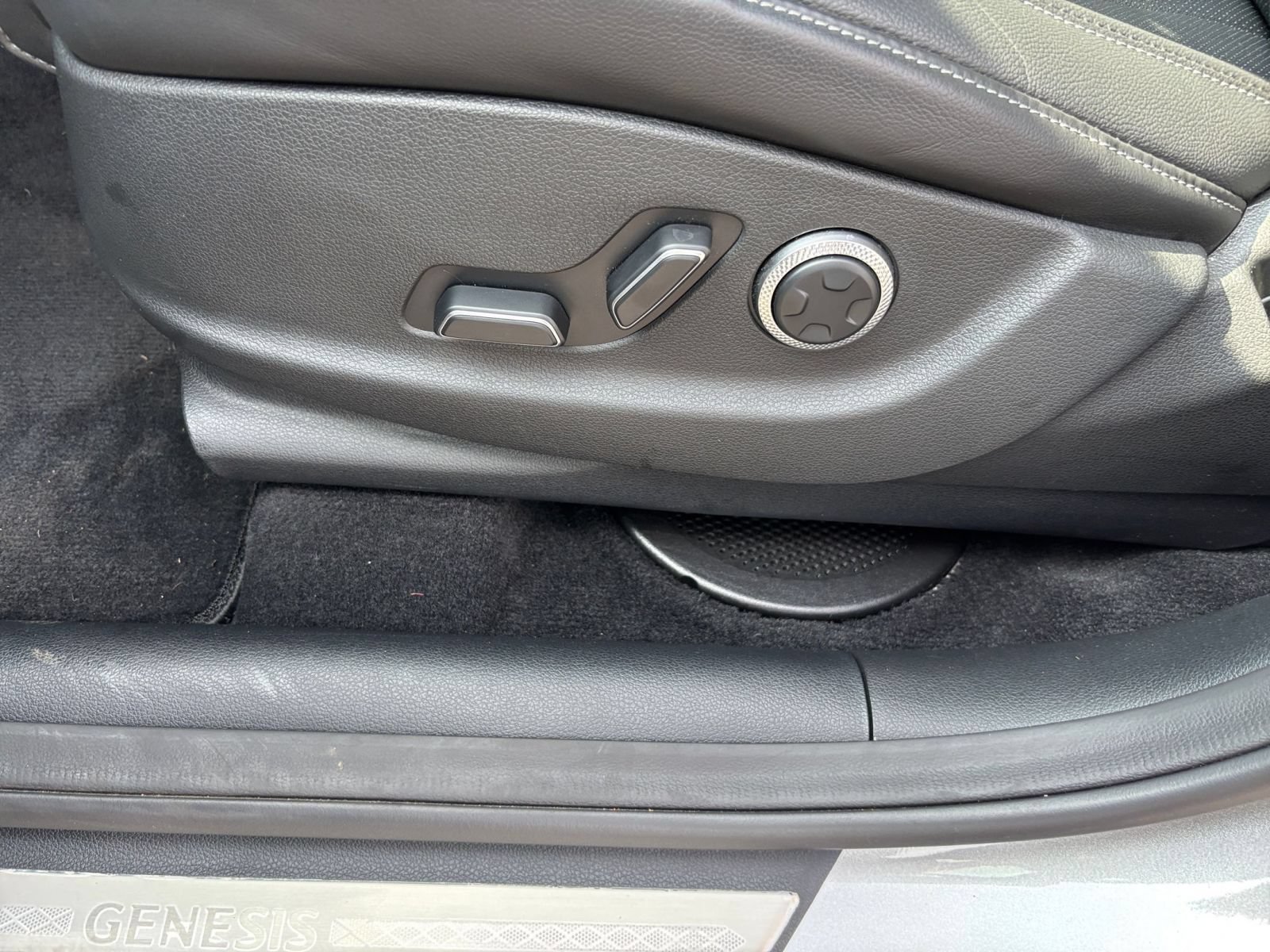 Used 2026 Genesis GV80 2.5T AWD/4WD image 22