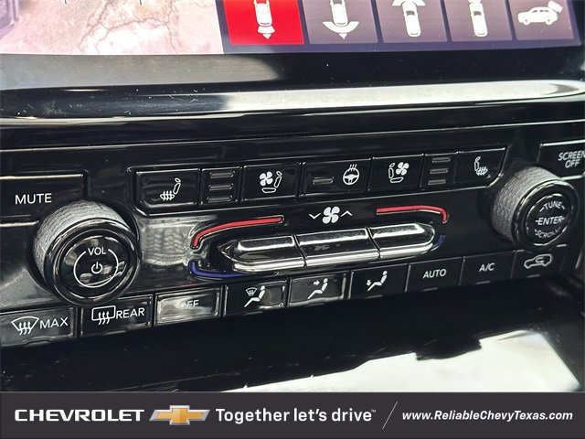 Used 2023 Jeep Grand Cherokee L Overland w/ Advanced Protech Group III image 20