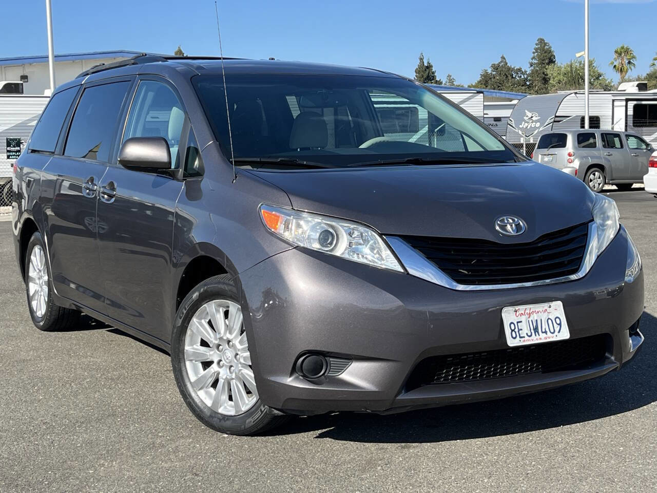 Used 2013 Toyota Sienna LE