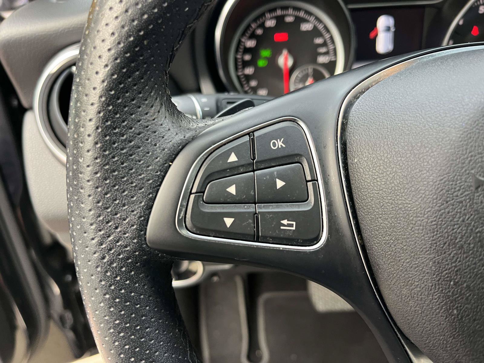 Used 2019 Mercedes-Benz GLA 250 4MATIC image 23