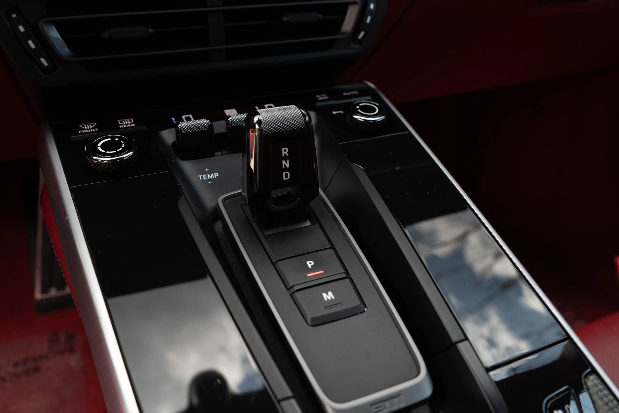 Used 2021 Porsche 911 Turbo image 57