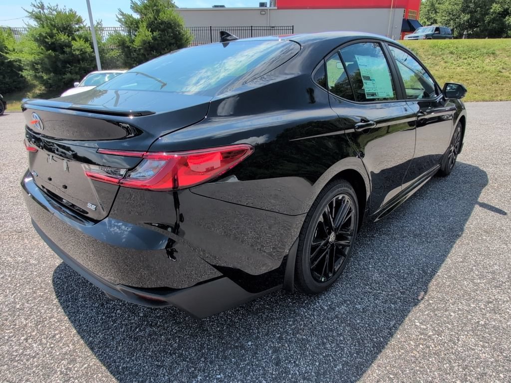 Certified 2026 Toyota Camry SE w/ Convenience Package FWD image 7