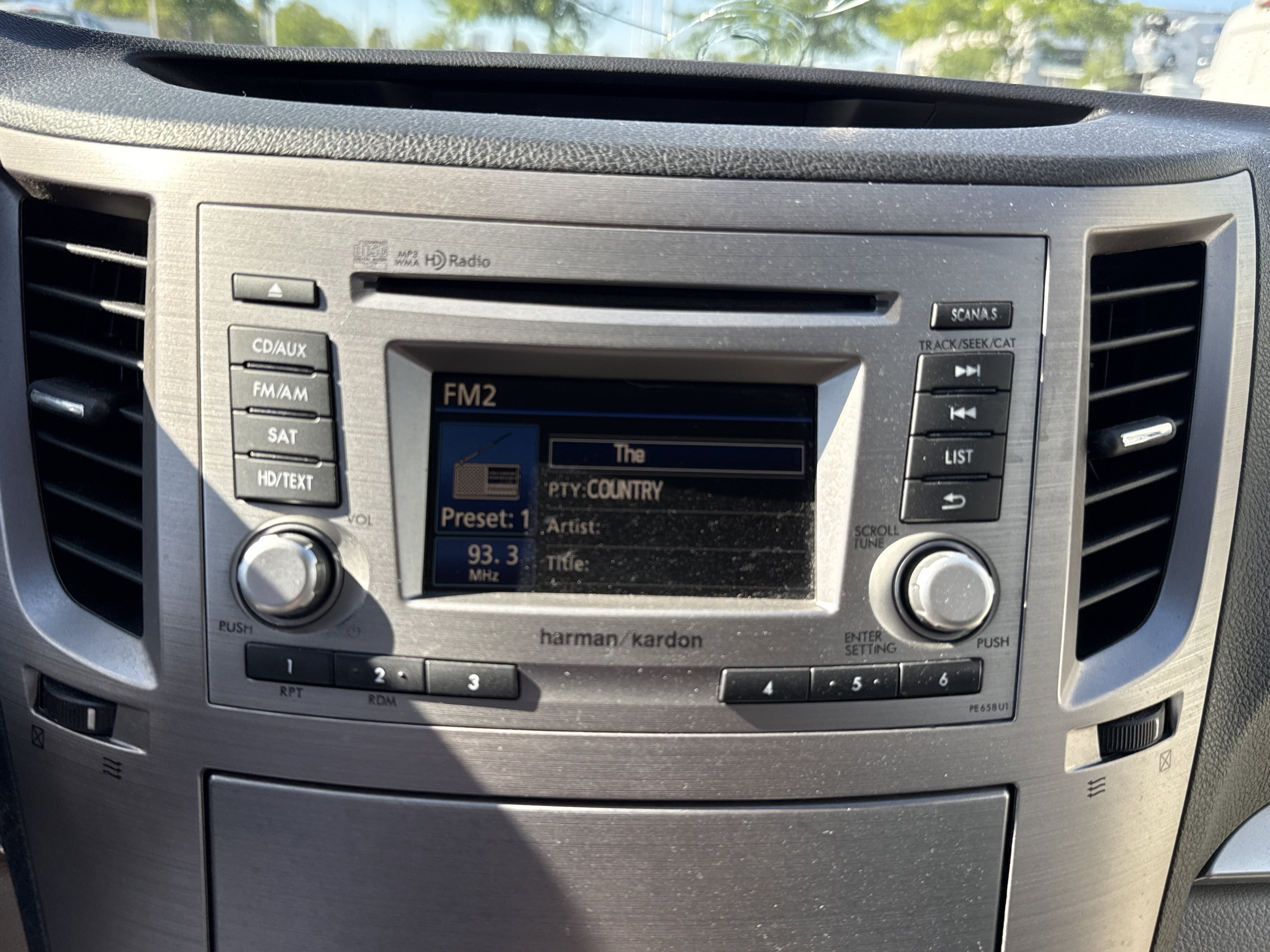 Used 2013 Subaru Outback 2.5i Premium AWD/4WD image 19