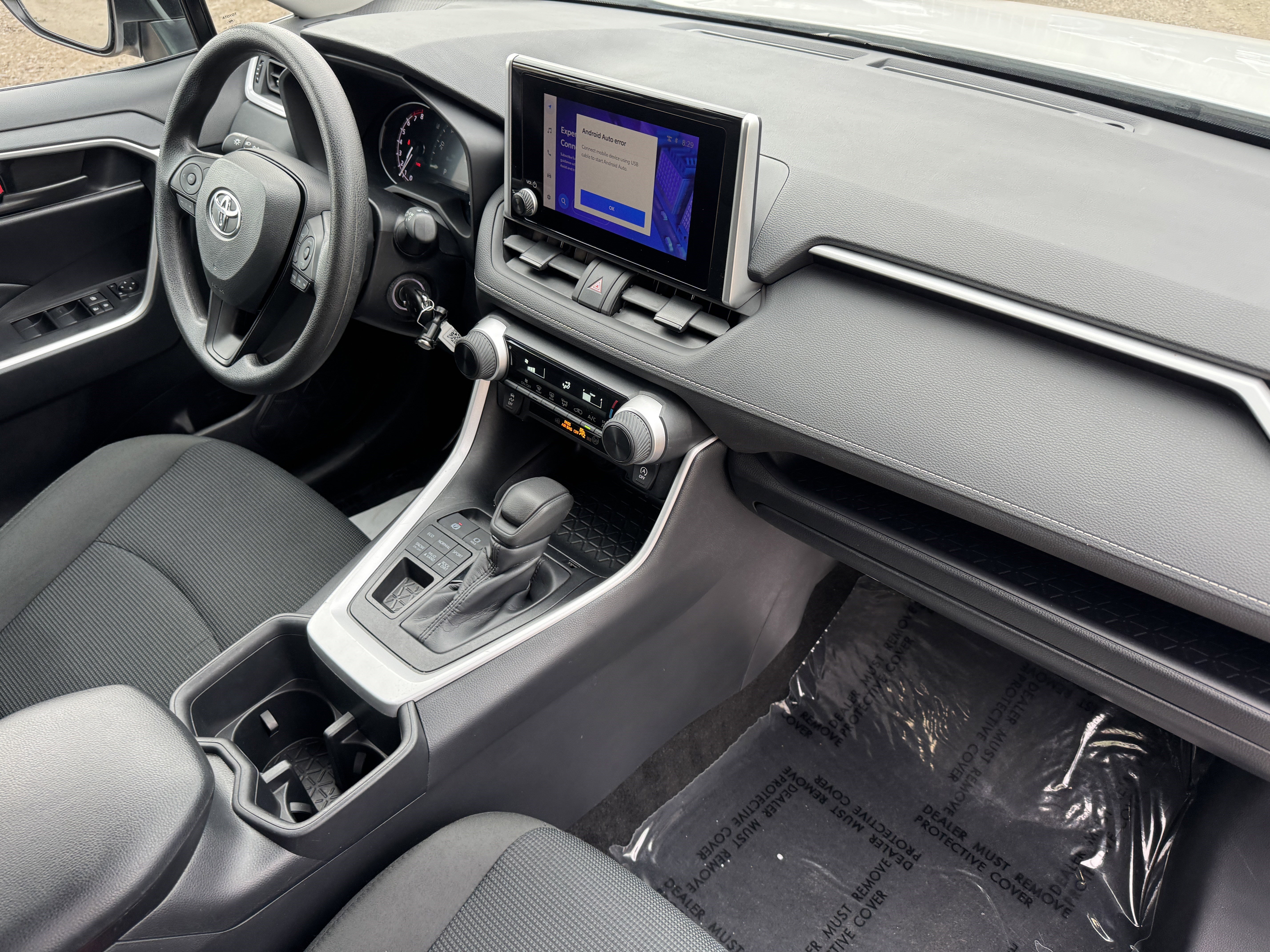 Certified 2025 Toyota RAV4 LE image 18