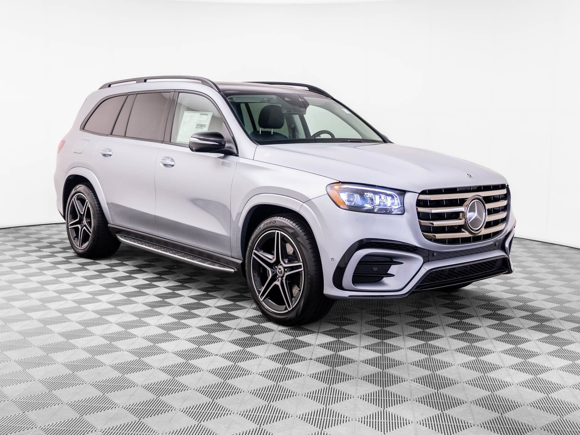 New 2026 Mercedes-Benz GLS 450 4MATIC image 7