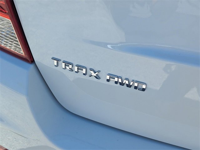 Used 2022 Chevrolet Trax LS w/ Tint and Cruise Package image 13