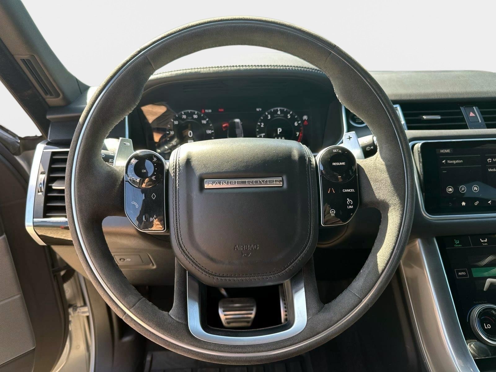 Used 2021 Land Rover Range Rover Sport HST image 22