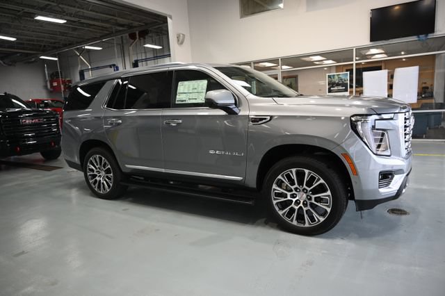 New 2026 GMC Yukon Denali w/ Denali Reserve Package AWD/4WD image 8