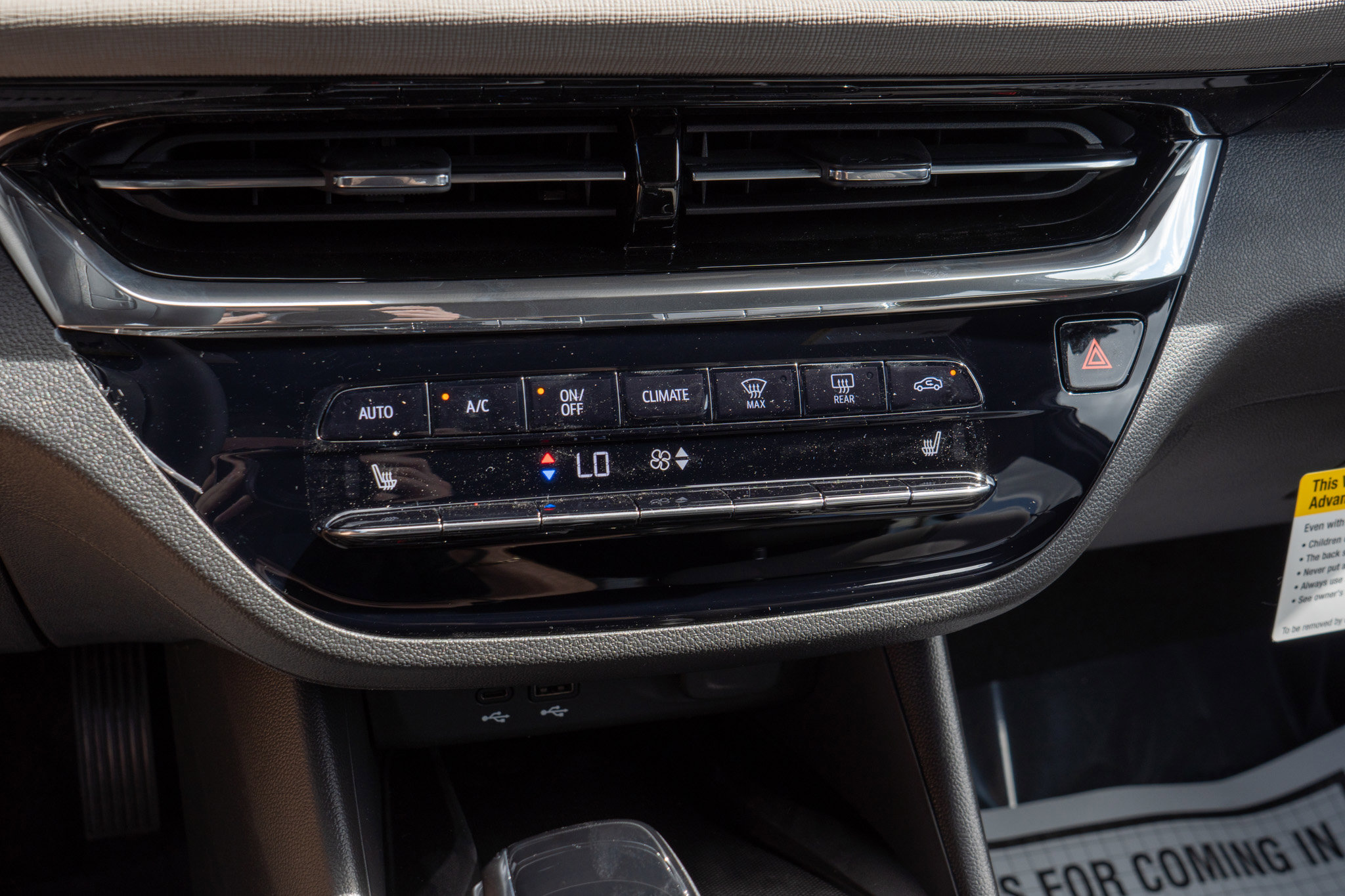 New 2026 Buick Envista Avenir FWD image 14