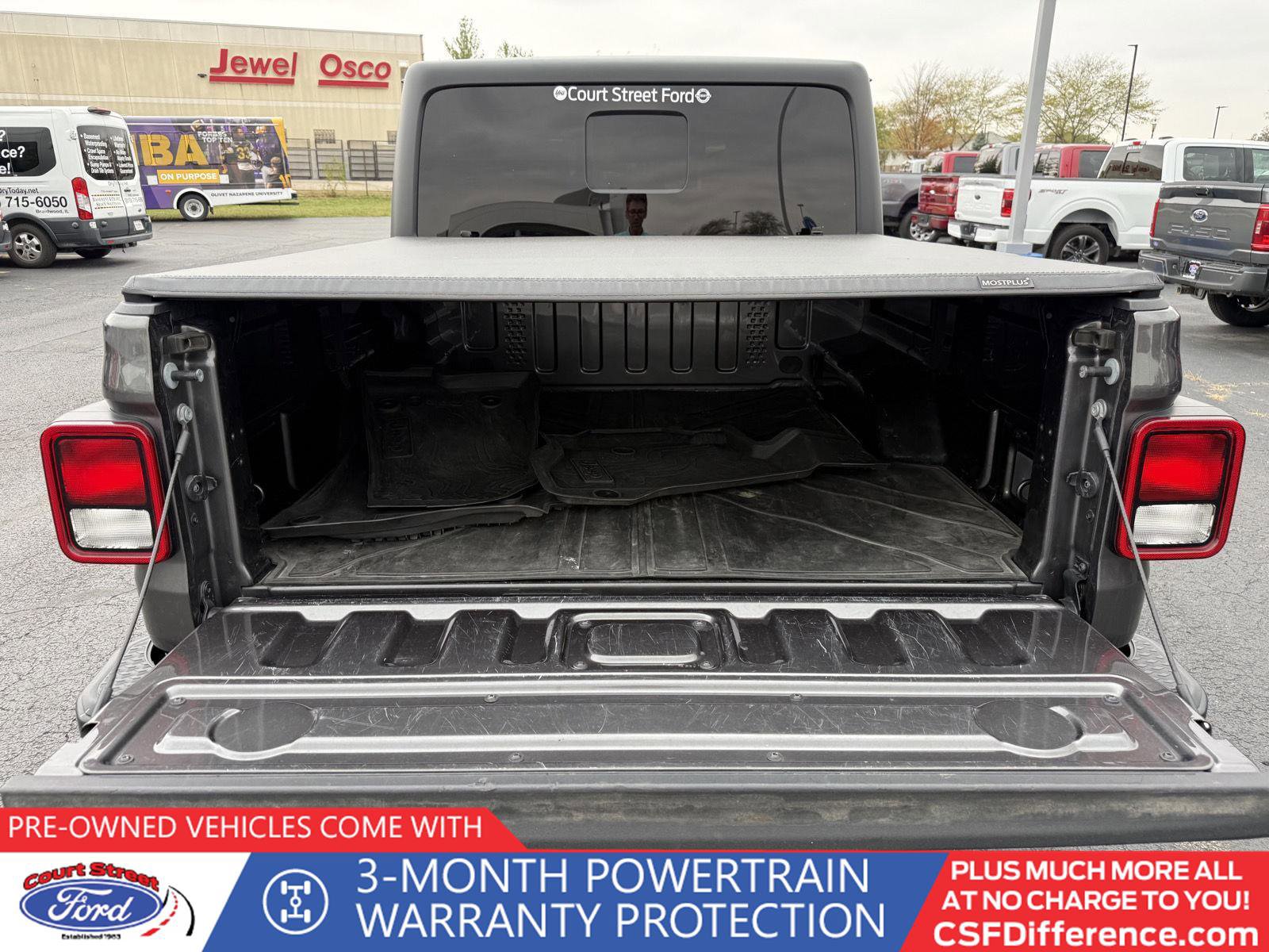 Used 2022 Jeep Gladiator Sport image 10