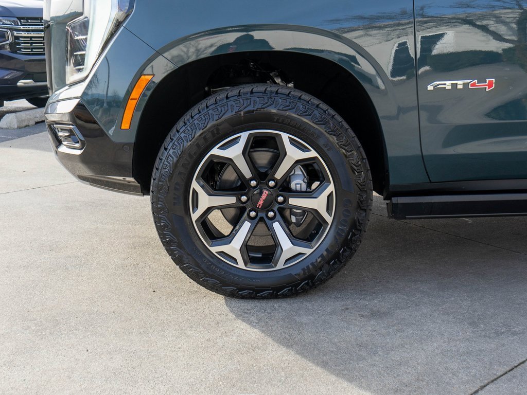 New 2026 GMC Yukon XL AT4 w/ AT4 Premium Package image 31