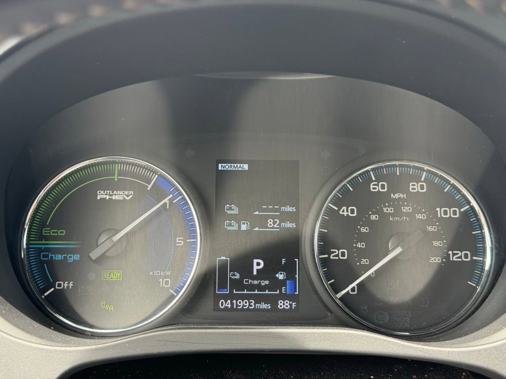 Used 2022 Mitsubishi Outlander GT image 19