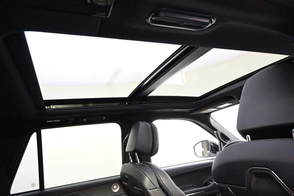 New 2026 Lincoln Navigator Reserve w/ Jet Appearance Package image 17