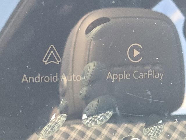 New 2026 GMC Acadia Denali w/ Super Cruise Package image 7