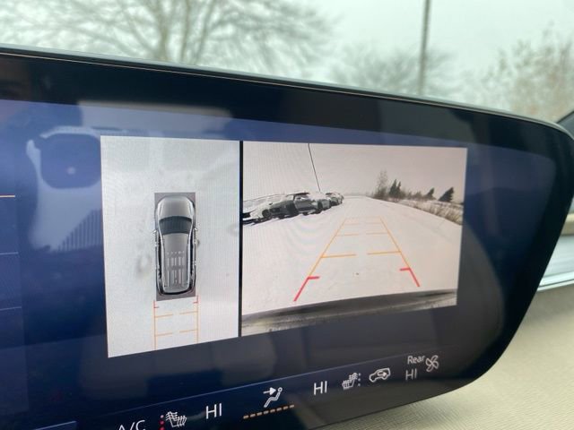 New 2025 Buick Enclave Preferred w/ LPO, Floor Liner Package image 27