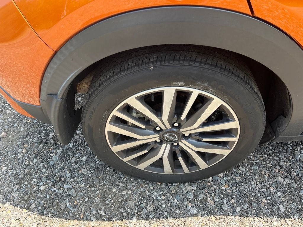 Used 2023 Nissan Kicks SV FWD image 34