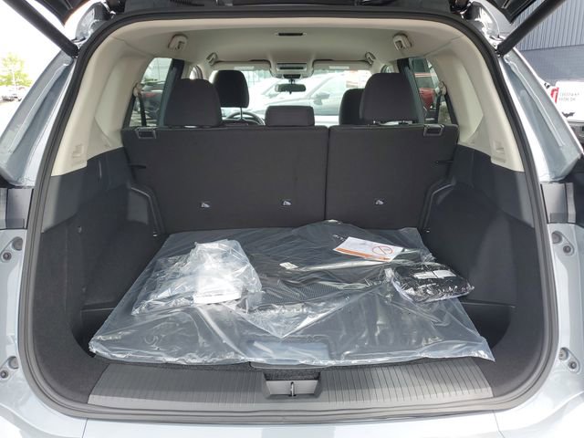 New 2026 Nissan Rogue SV AWD/4WD image 23