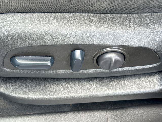 Used 2024 Chevrolet Equinox LT FWD image 14