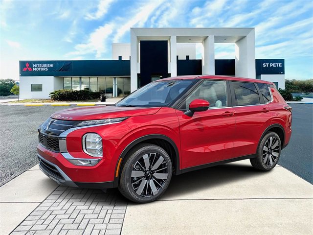 New 2025 Mitsubishi Outlander SE image 1