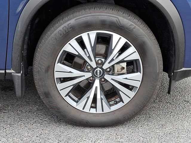 Used 2023 Nissan Rogue SV AWD/4WD image 11