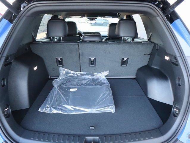 New 2026 GMC Terrain Elevation w/ Elevation Premium Package image 9