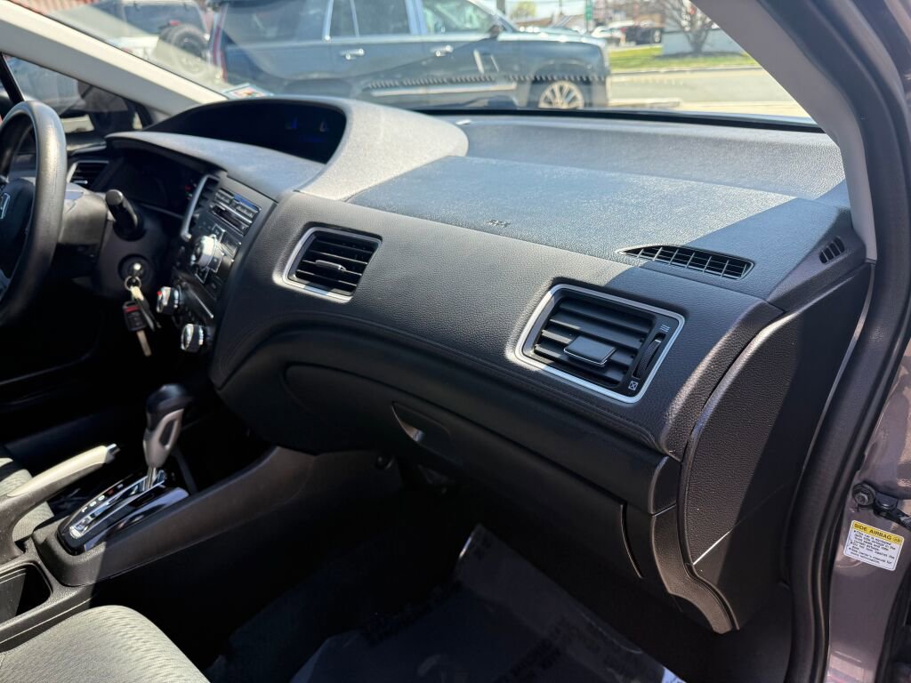 Used 2015 Honda Civic LX image 29