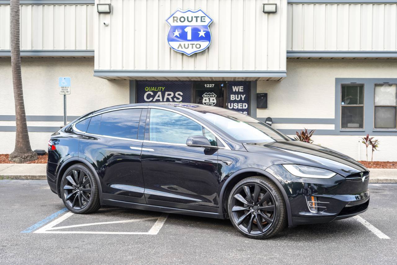 Used 2018 Tesla Model X 100D AWD/4WD image 3