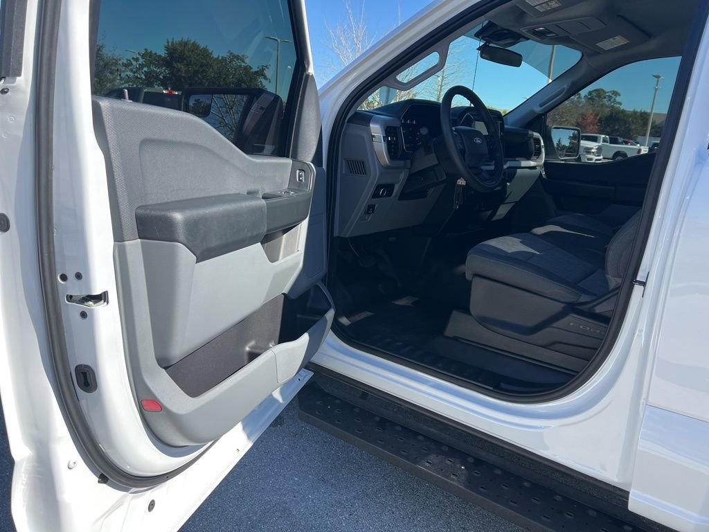 Used 2023 Ford F150 XL image 45