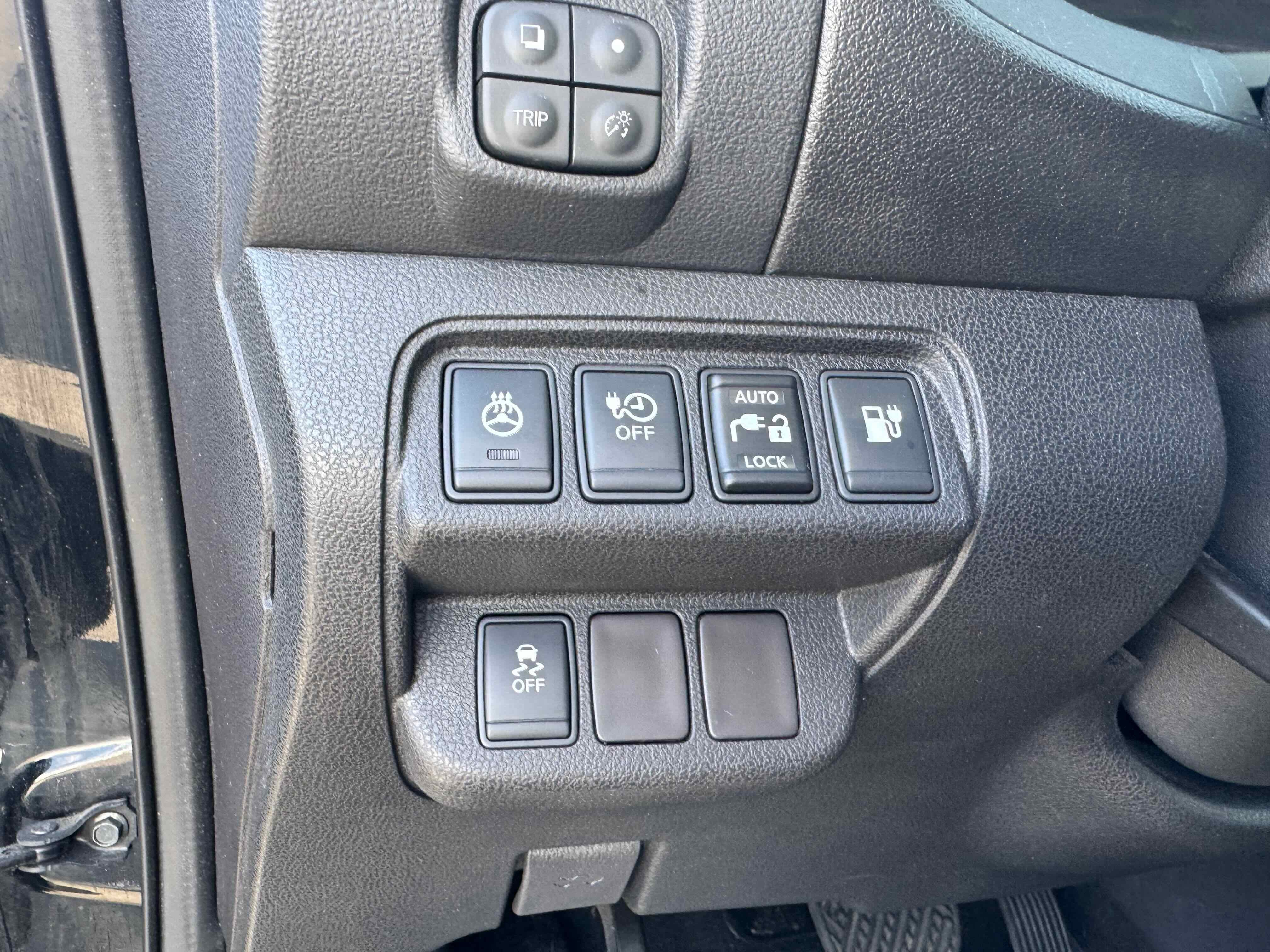 Used 2015 Nissan Leaf S w/ Charge Package image 26