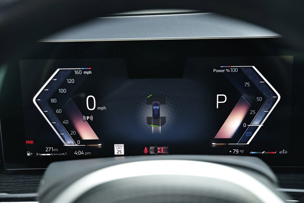 Certified 2024 BMW X5 xDrive40i w/ M Sport Package image 32