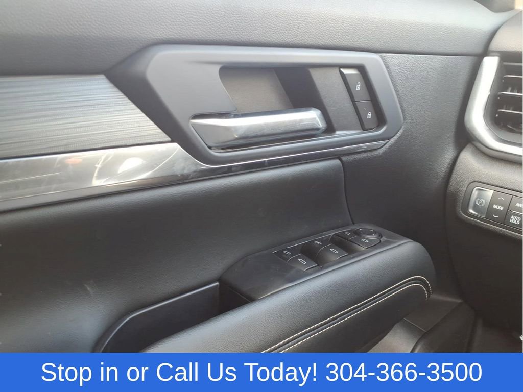 Used 2026 GMC Terrain Elevation AWD/4WD image 13