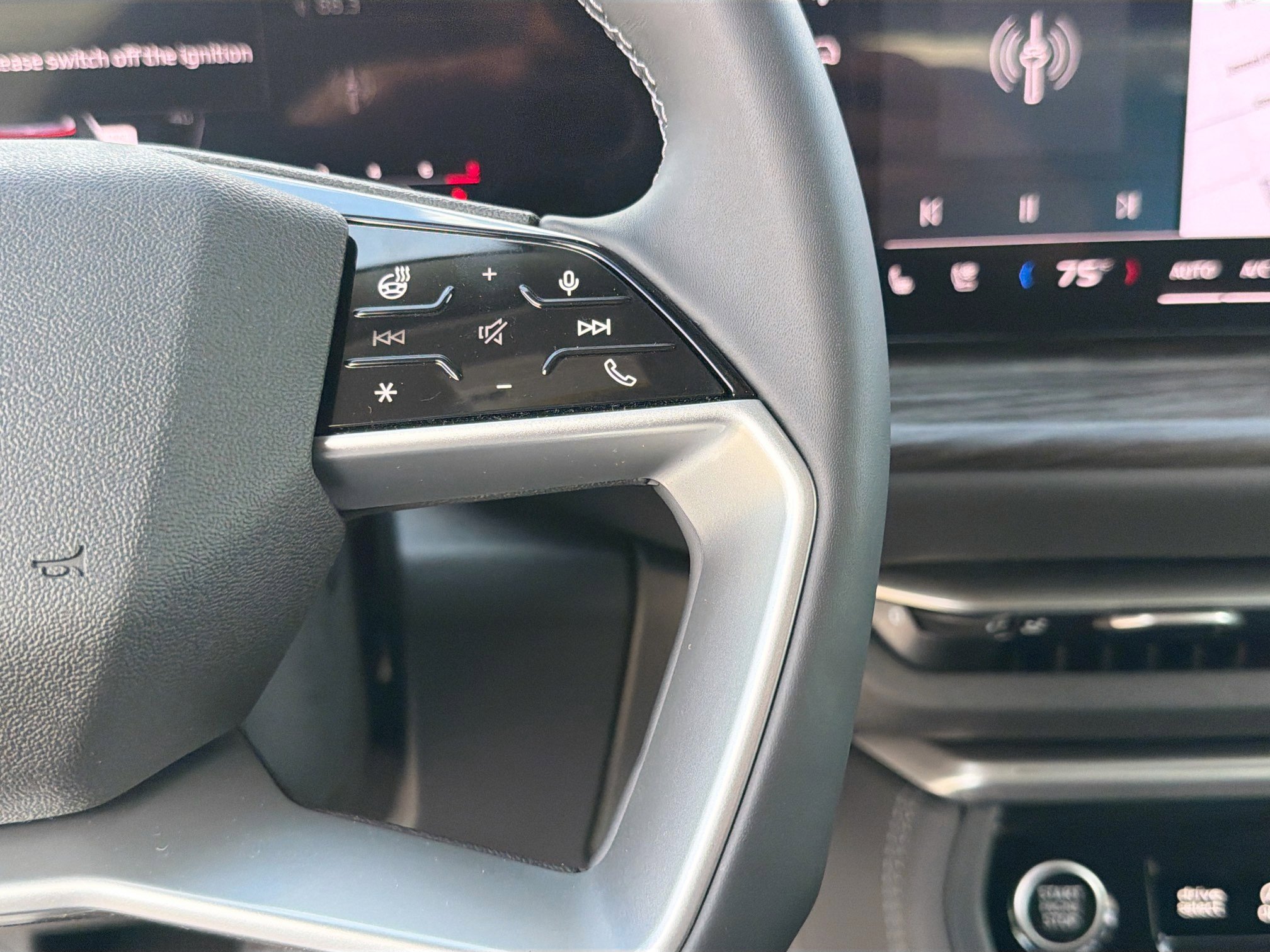 New 2025 Audi Q5 Premium Plus image 38