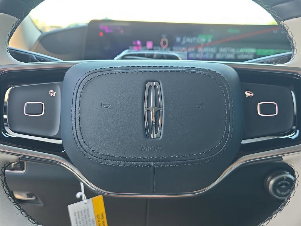 New 2026 Lincoln Navigator Premiere AWD/4WD image 24