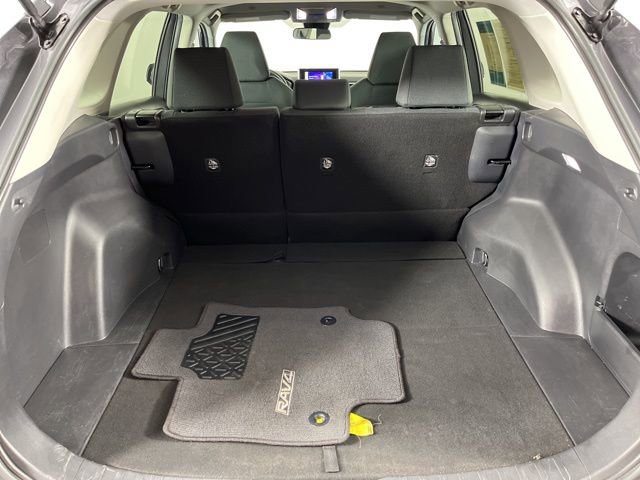 Used 2023 Toyota RAV4 LE FWD image 50