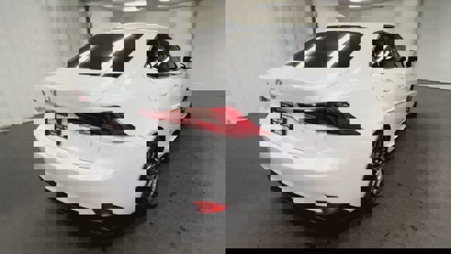 Used 2019 Lexus IS 350 F Sport image 8