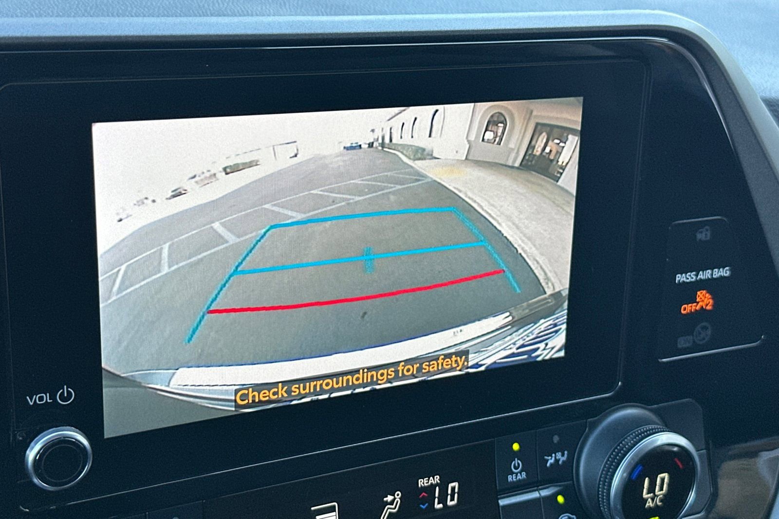 Used 2023 Toyota Highlander LE w/ Protection Package #3 (TMS) image 20