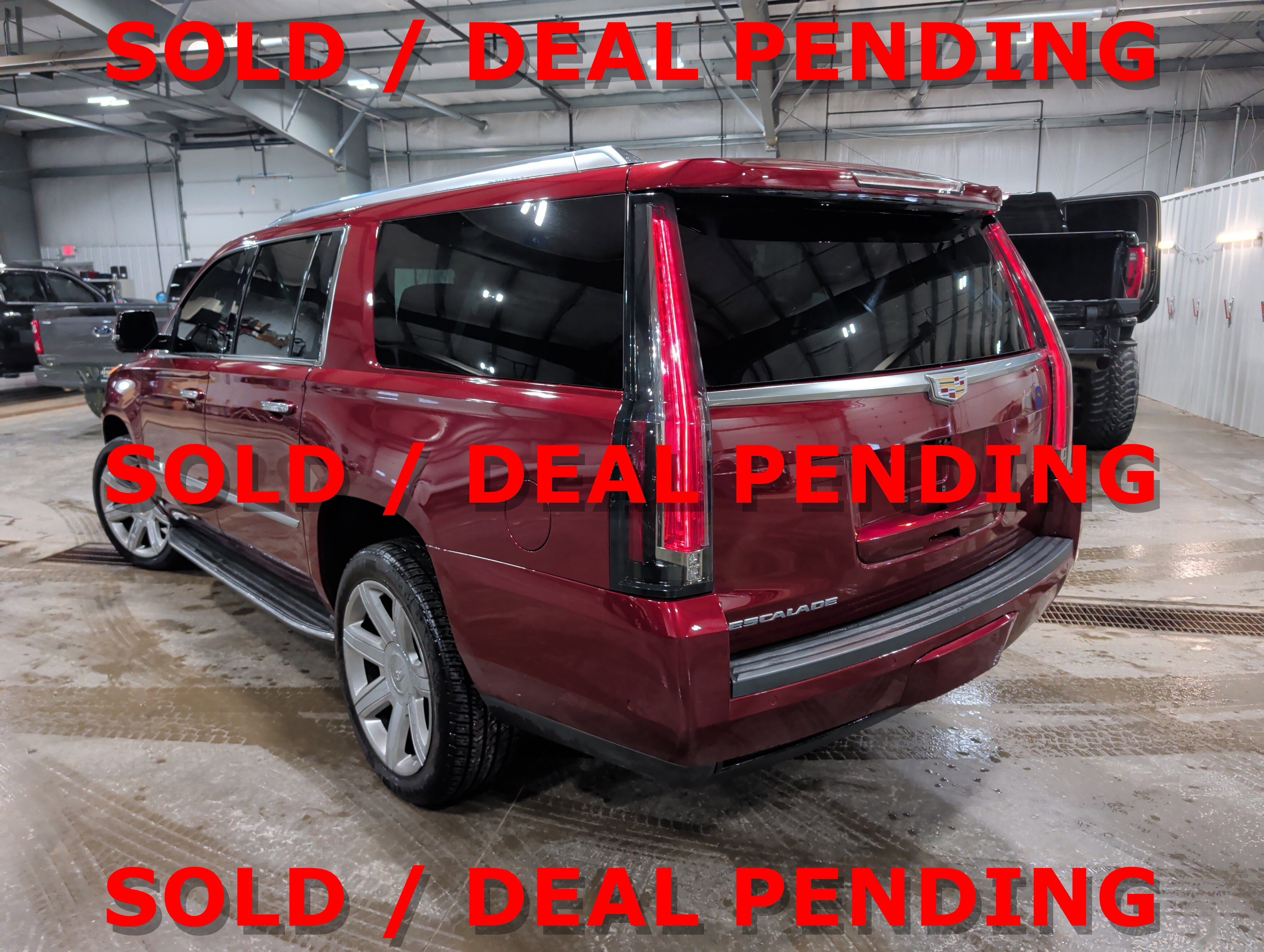 Used 2020 Cadillac Escalade ESV Luxury image 4