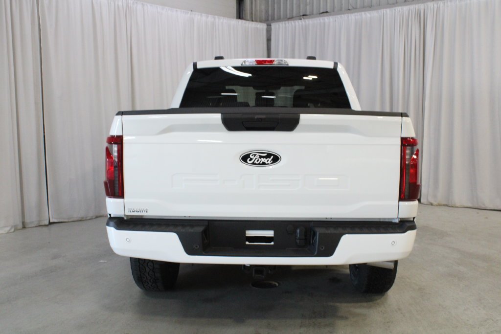 New 2026 Ford F150 XLT w/ XLT Black Appearance Package AWD/4WD image 23