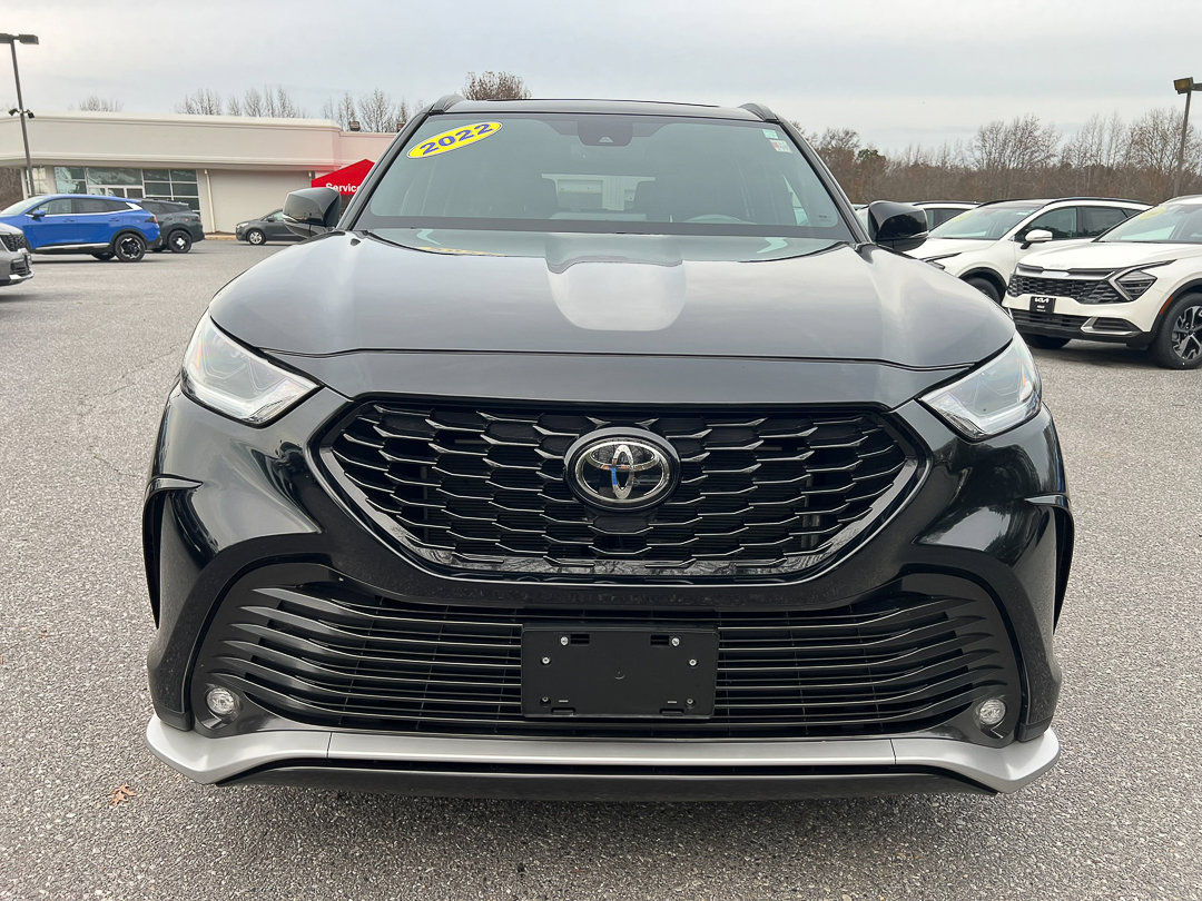 Used 2022 Toyota Highlander XSE image 13