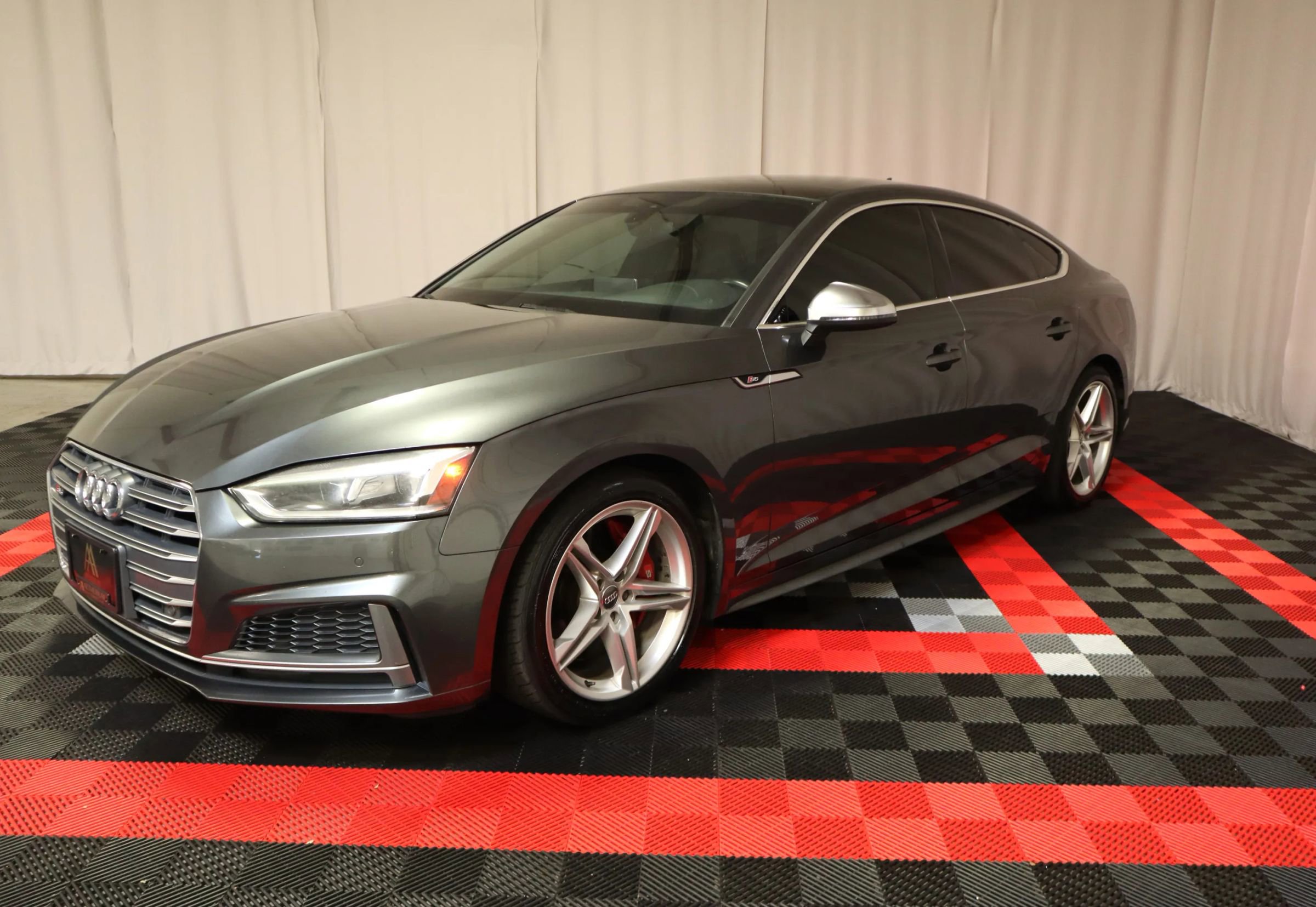 Used 2018 Audi S5 Premium Plus image 1