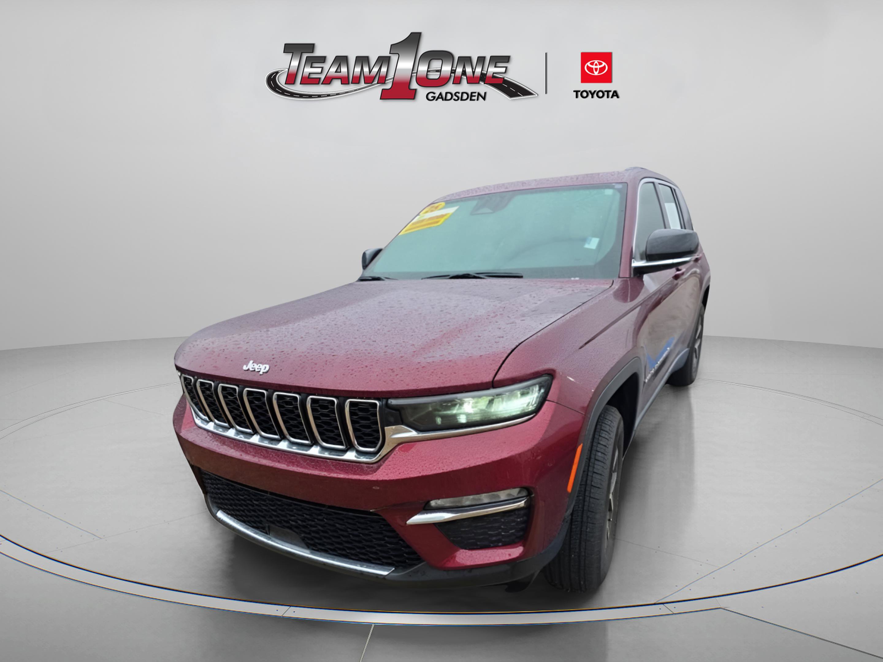 Used 2025 Jeep Grand Cherokee Limited w/ Trailer Tow Package image 11