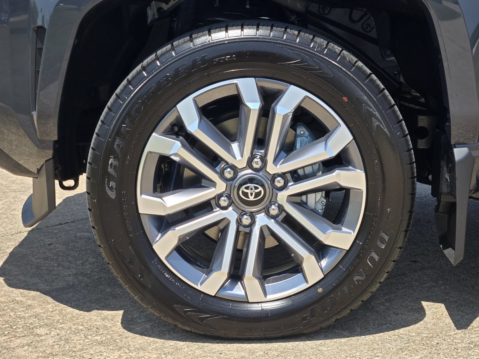 New 2026 Toyota 4Runner Limited AWD/4WD image 11