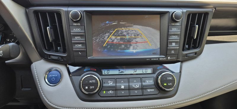Used 2016 Toyota RAV4 Limited AWD/4WD image 19