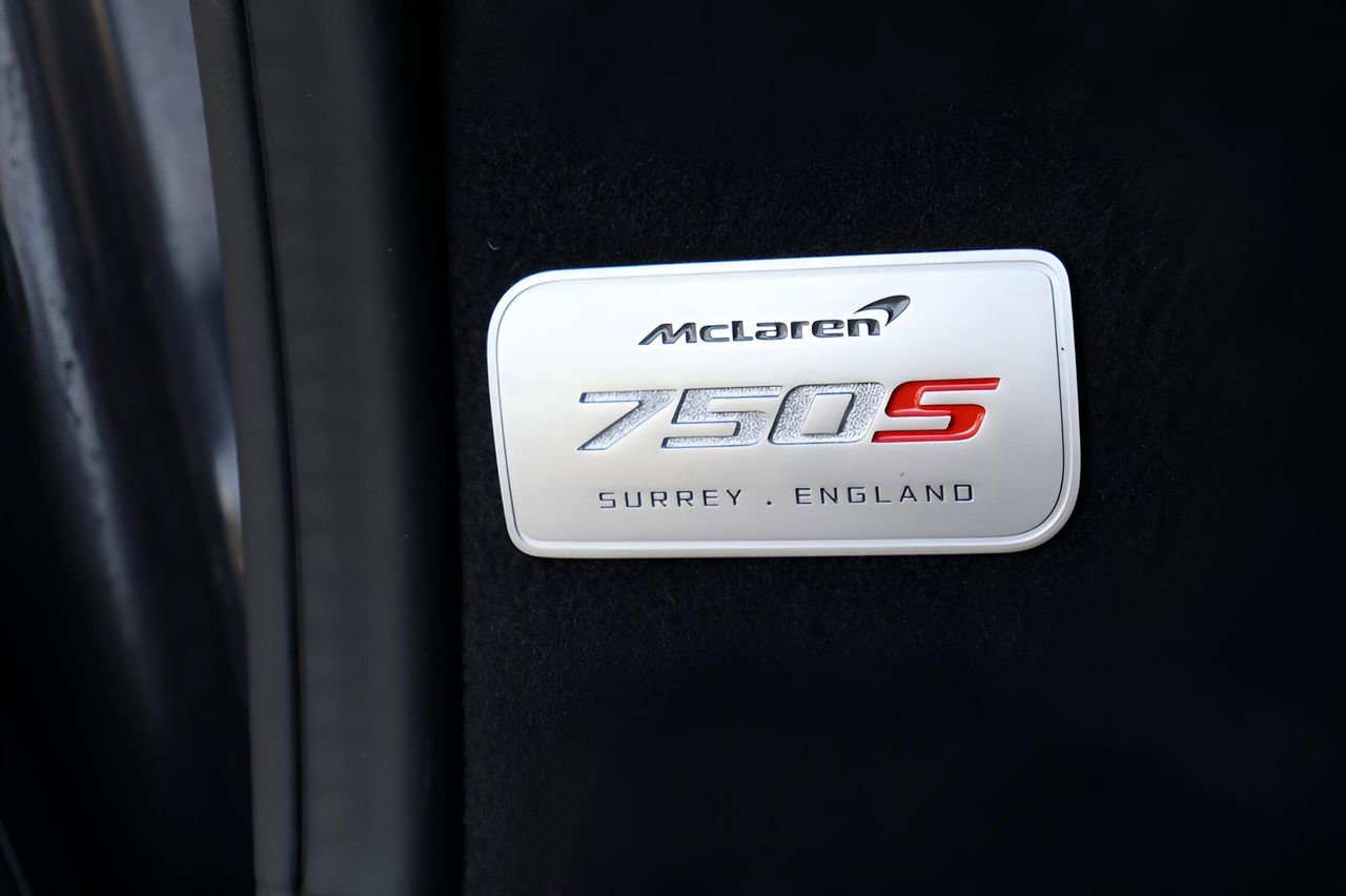 New 2026 McLaren 750S Spider RWD image 23