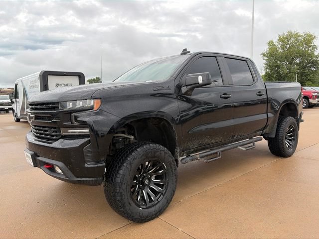 Used 2020 Chevrolet Silverado 1500 LT Trail Boss w/ Midnight Edition AWD/4WD image 8