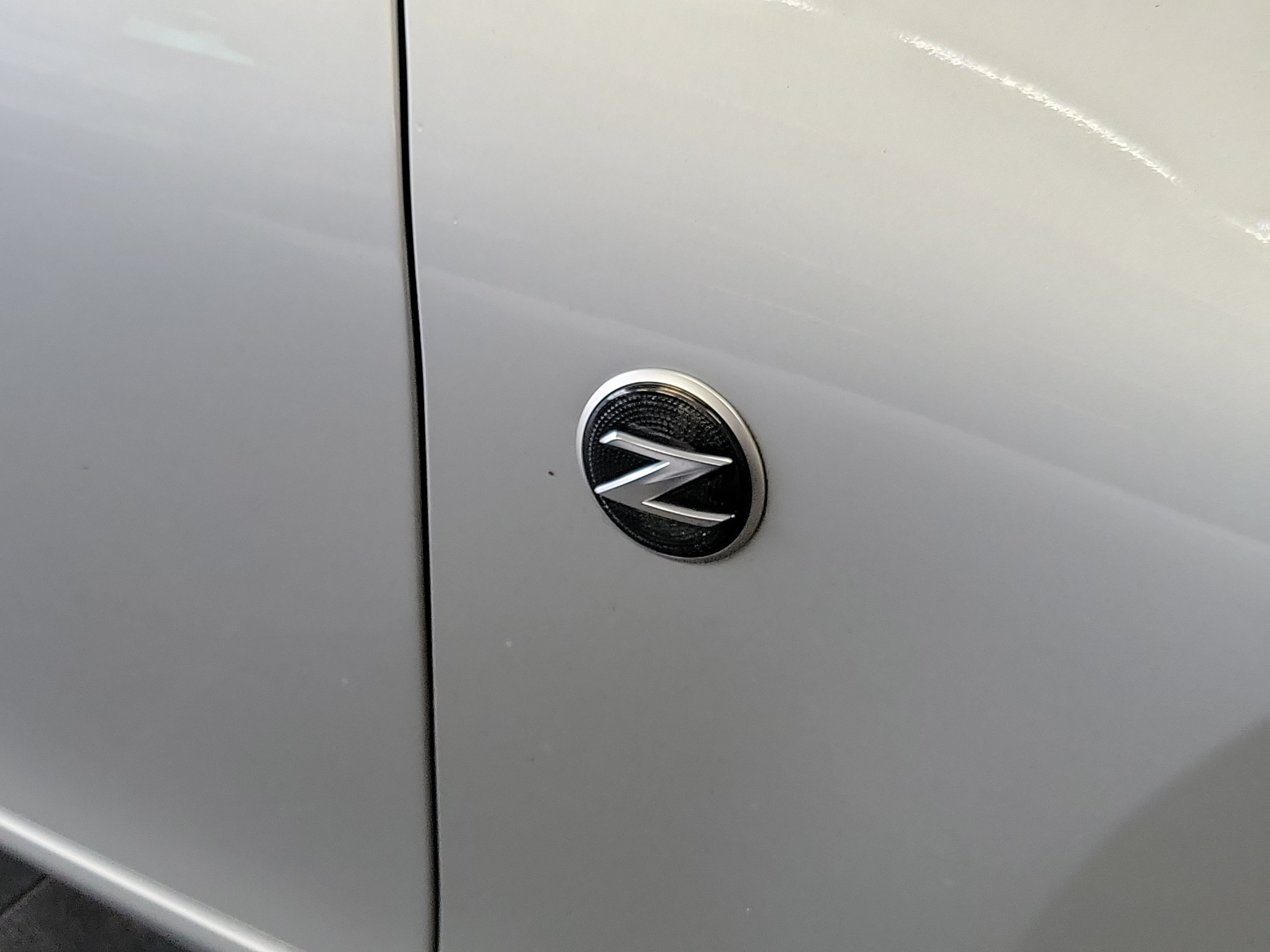 Used 2010 Nissan 370Z Coupe w/ Sport Pkg RWD image 7