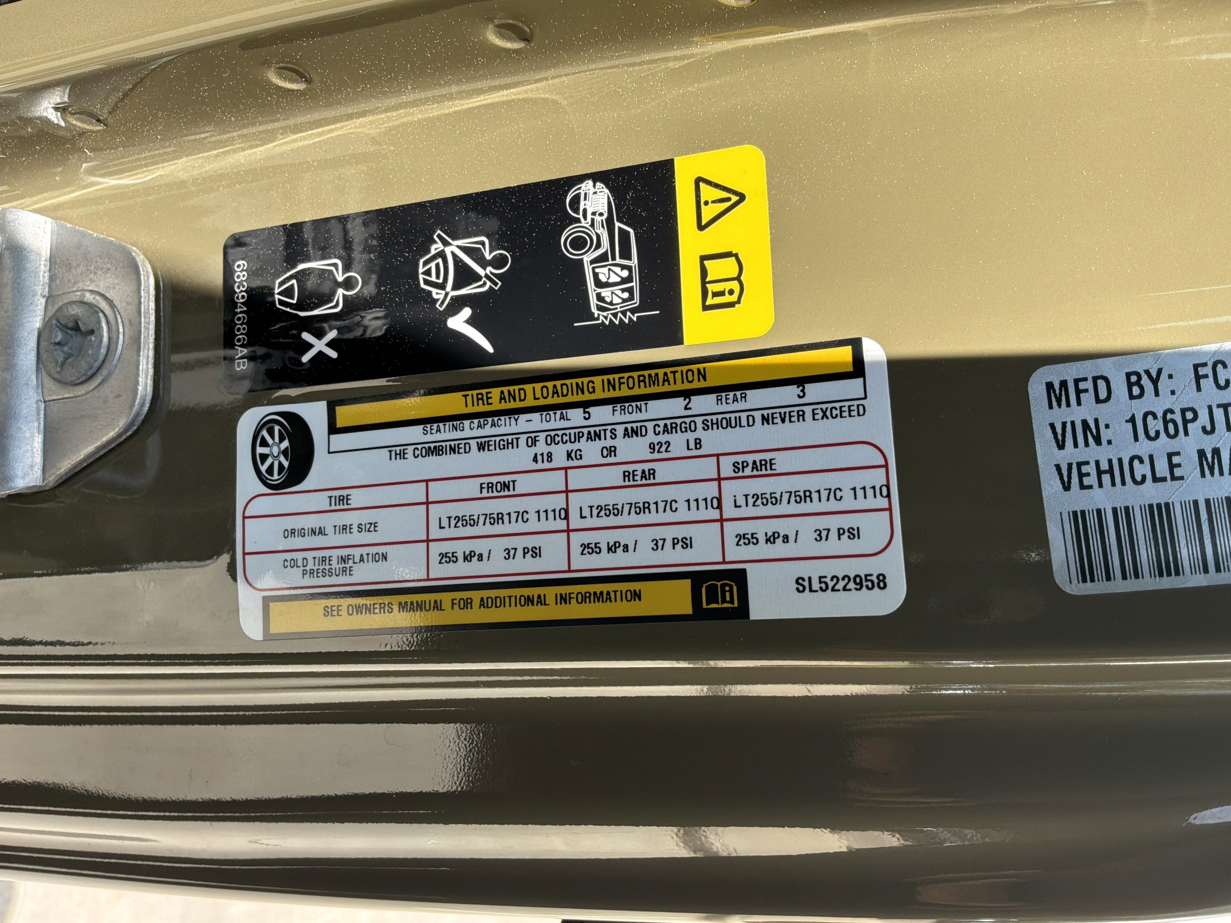 Used 2025 Jeep Gladiator Willys image 35