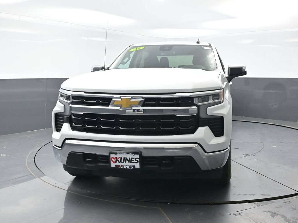 Used 2025 Chevrolet Silverado 1500 LT w/ Work Truck Package AWD/4WD image 7